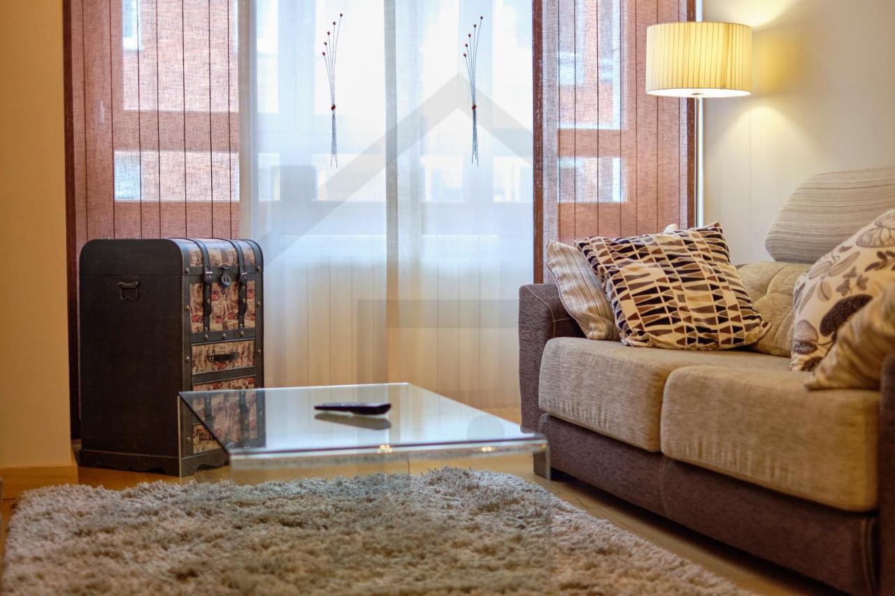 Apartamento Candelaria - Lujo A Un Paso Del Centro Oviedo Eksteriør bilde